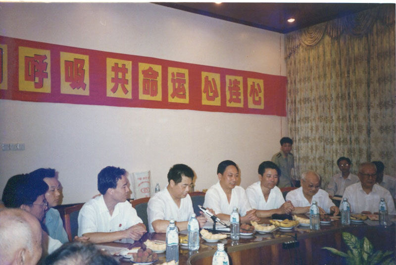 13尹明亮将军老红军开国少将原福州军区副政委顾问首发时间20120422