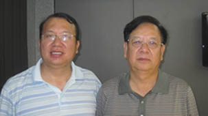A11、与中国将军书画院顾问、著名书法家祁荣祥将军留影  2010.09.14摄于北京